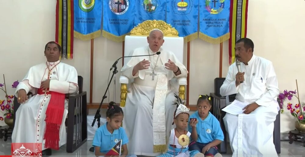 Pagdalaw ni Pope Francis sa Timor-Leste, Nagdala ng Pag-asa at Kontrobersiya